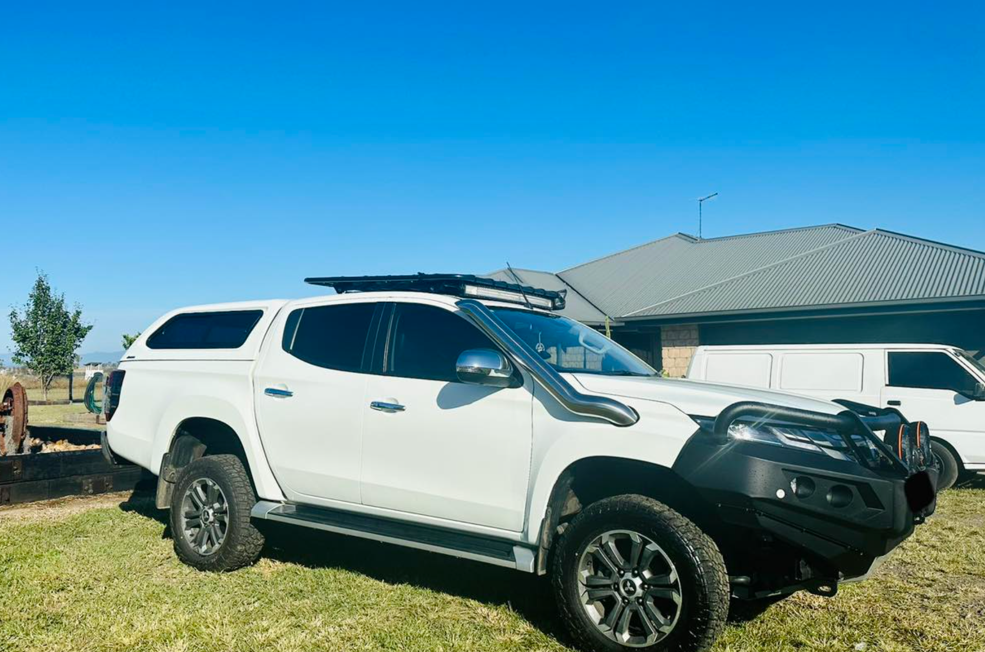 Mitsubishi Triton MR Snorkel (Seamless Polished)